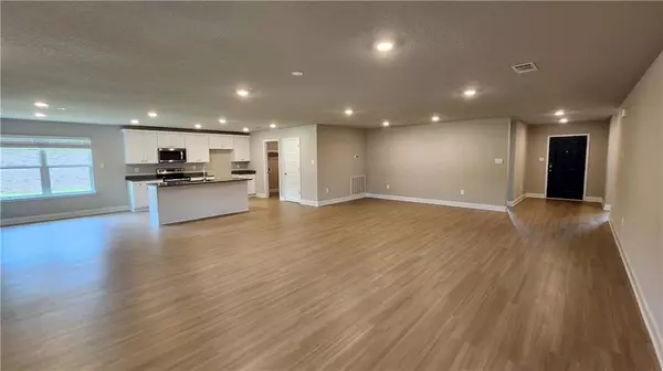 Semmes, AL 36575,8640 Blues CT