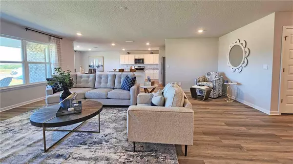 Semmes, AL 36575,8652 Blues CT