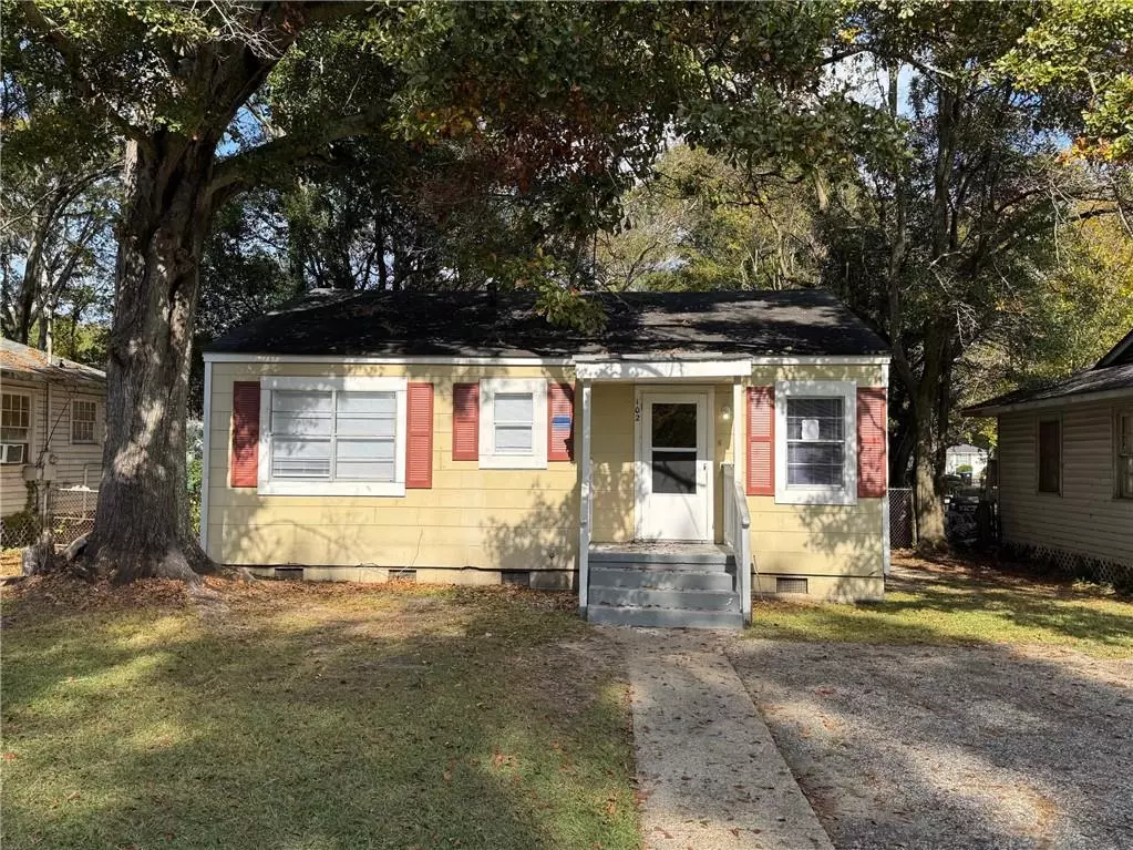 Chickasaw, AL 36611,102 9th AVE