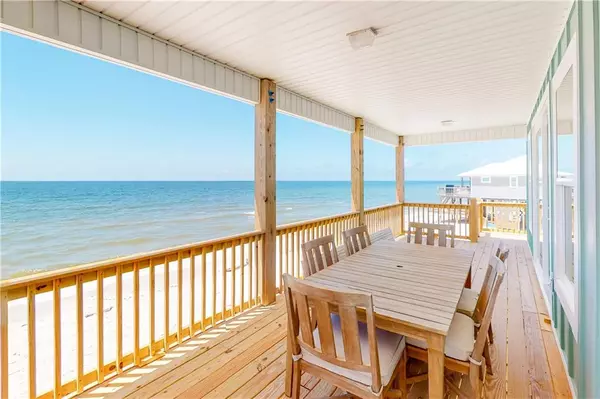 Dauphin Island, AL 36528,102 Tecumseh CT