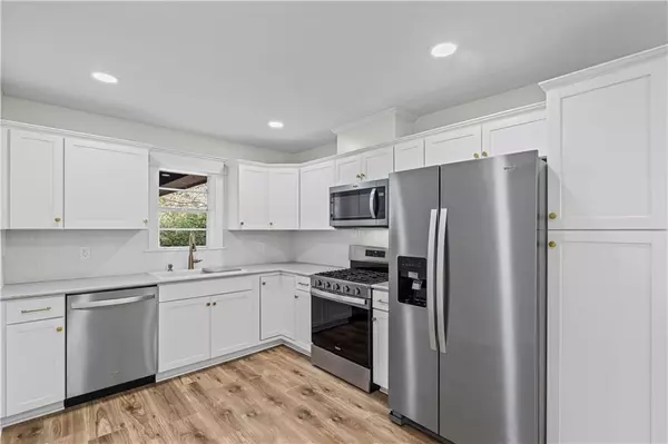 Grand Bay, AL 36541,11680 Linda CIR