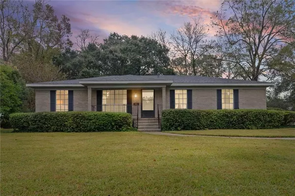 5133 Santos DR W, Mobile, AL 36619