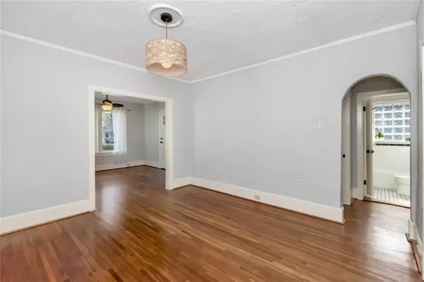 Mobile, AL 36606,152 Westwood ST