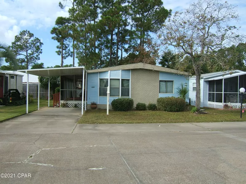 1624 Acre CIR, Panama City Beach, FL 32407