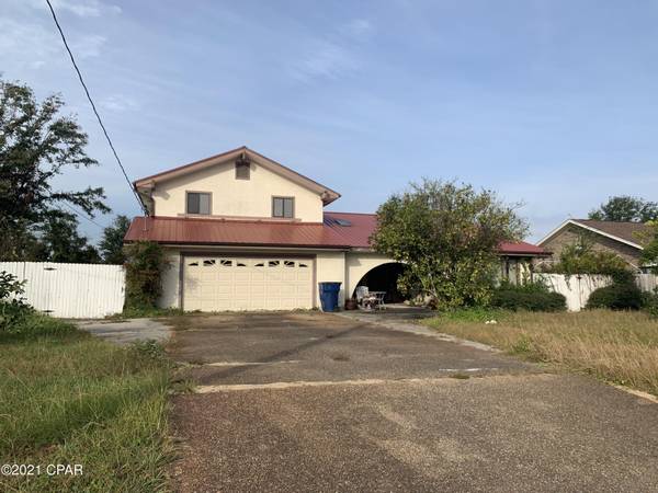 2911 Longwood CIR, Panama City, FL 32405