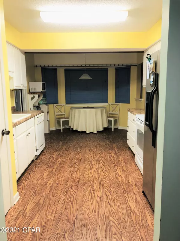 Panama City Beach, FL 32413,140 Manistee DR