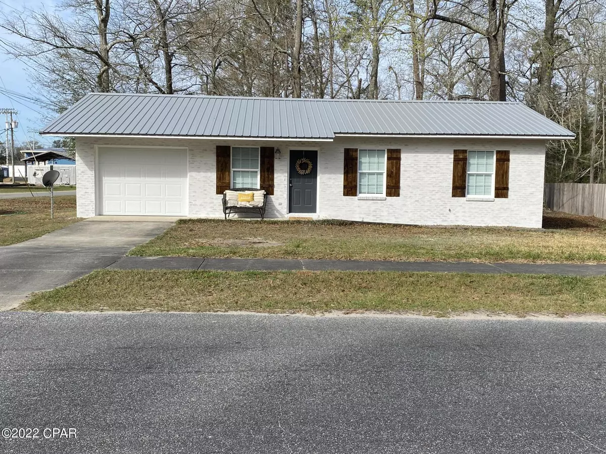 Chipley, FL 32428,664 2nd ST