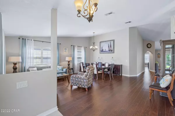 Panama City Beach, FL 32413,215 Oxford AVE