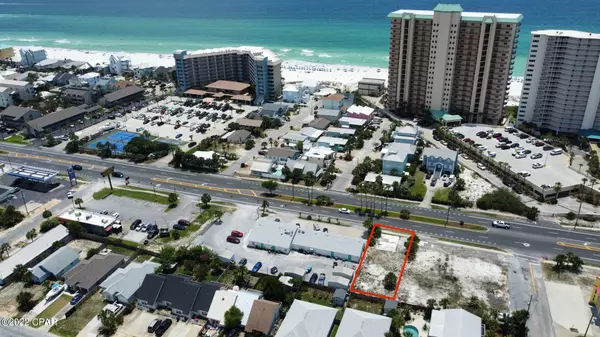 Panama City Beach, FL 32408,7028 Thomas DR