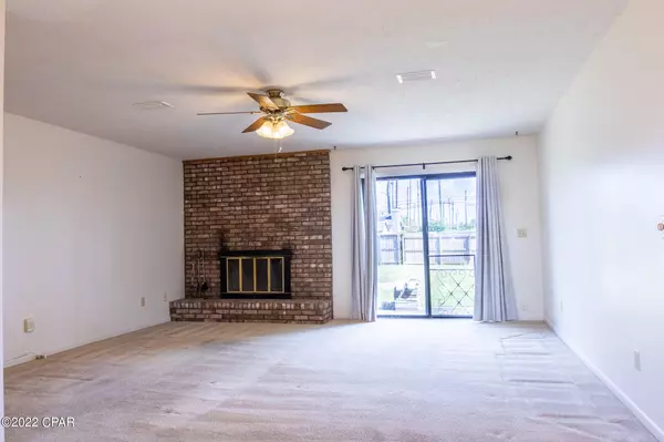 Panama City, FL 32404,5721 Howard RD