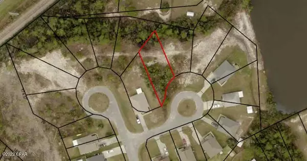 Panama City, FL 32404,7205 Lake Suzzanne LN