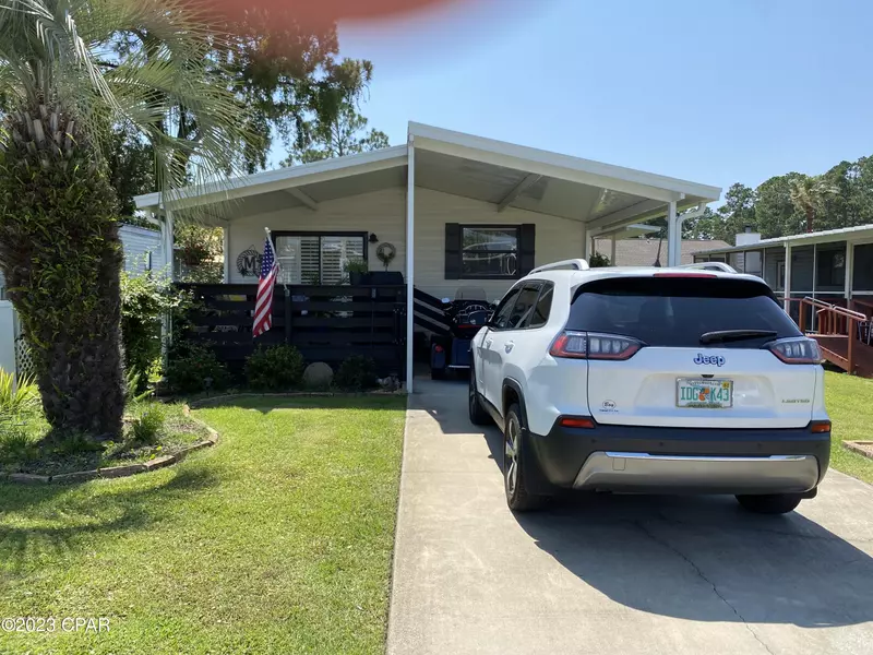 1626 Acre CIR, Panama City Beach, FL 32407