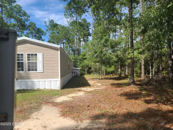 Chipley, FL 32428,476 Coralvine DR