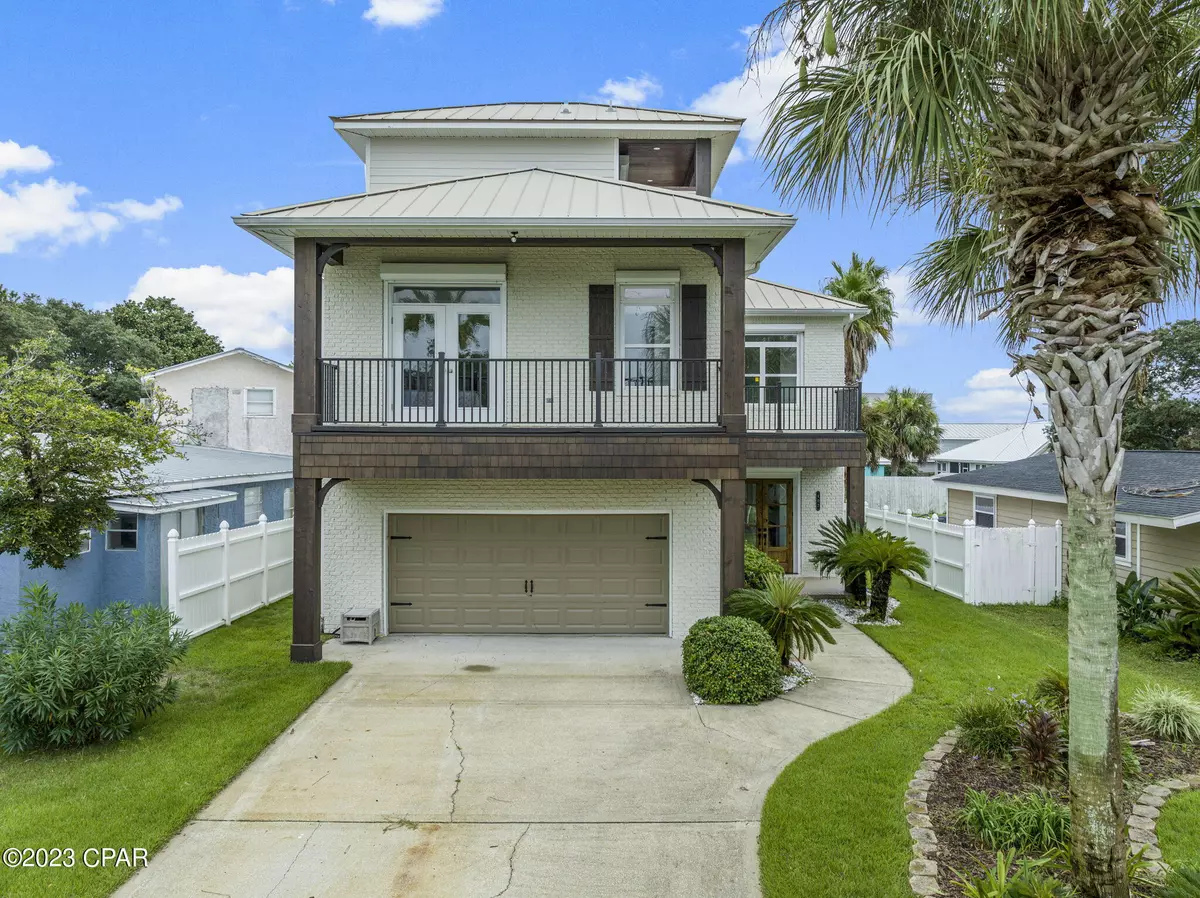 Panama City Beach, FL 32413,407 Petrel ST