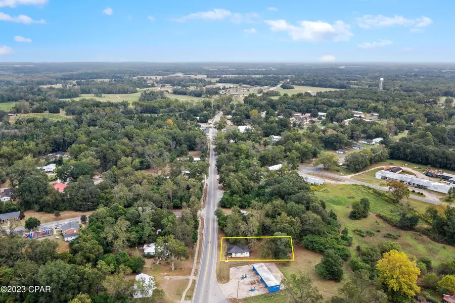 5440 Brown ST, Graceville, FL 32440