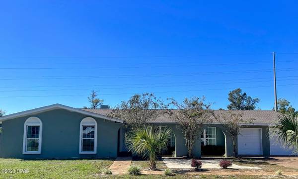 529 Northshore CIR, Lynn Haven, FL 32444