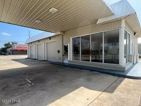 200 E 6th ST, Panama City, FL 32401
