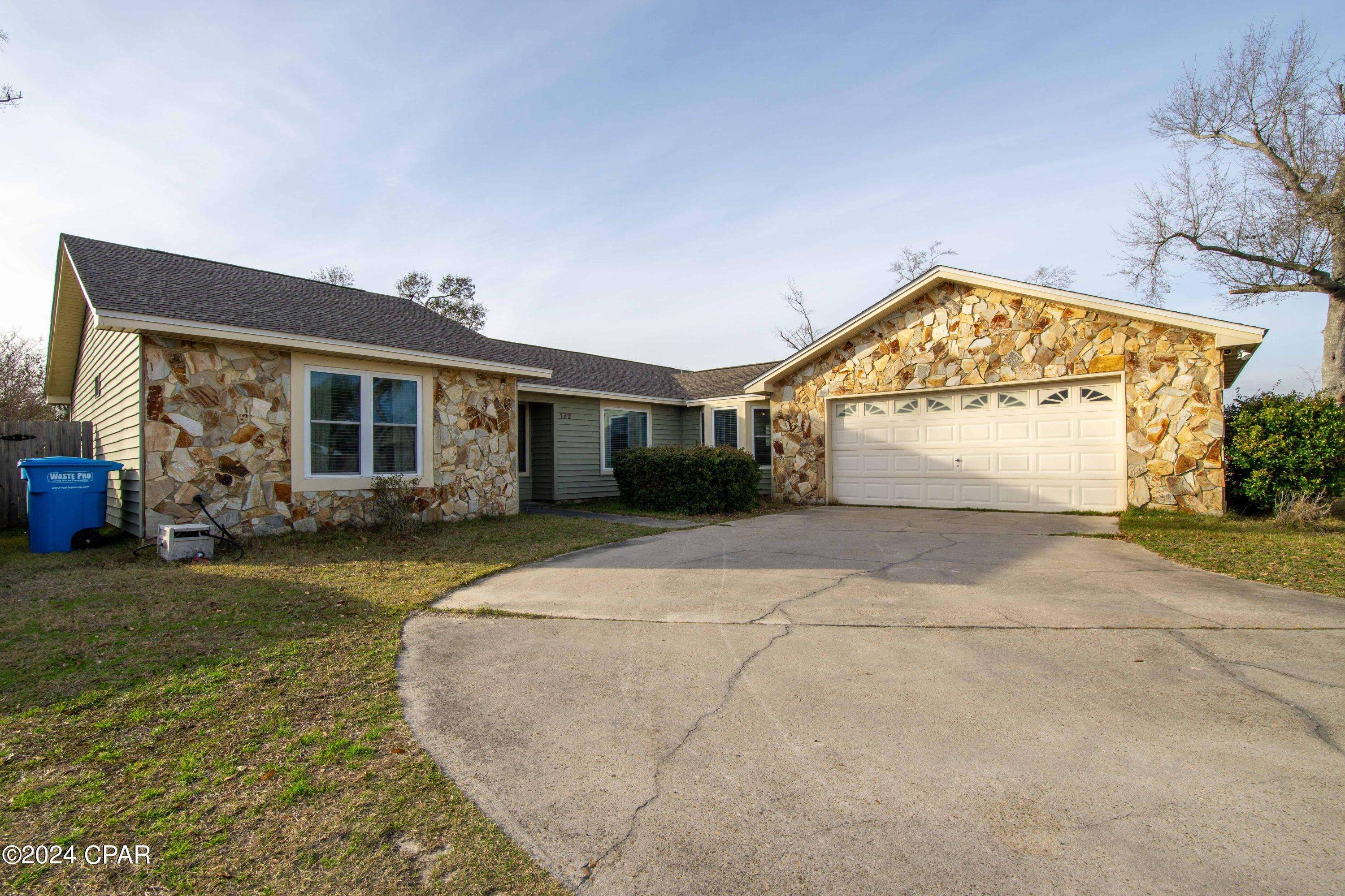 172 Derby Woods DR,  Lynn Haven,  FL 32444