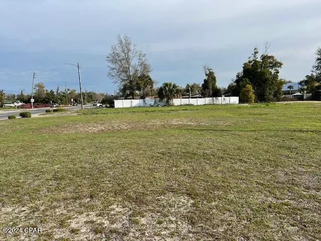 726 MLK B S MLK BLVD, Panama City, FL 32401