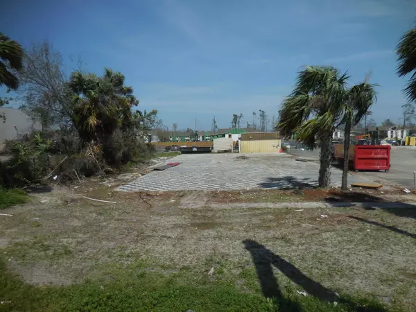 Panama City, FL 32405,1046 W 23rd ST