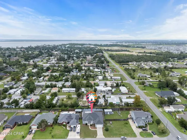 Panama City, FL 32405,2909 Tupelo DR