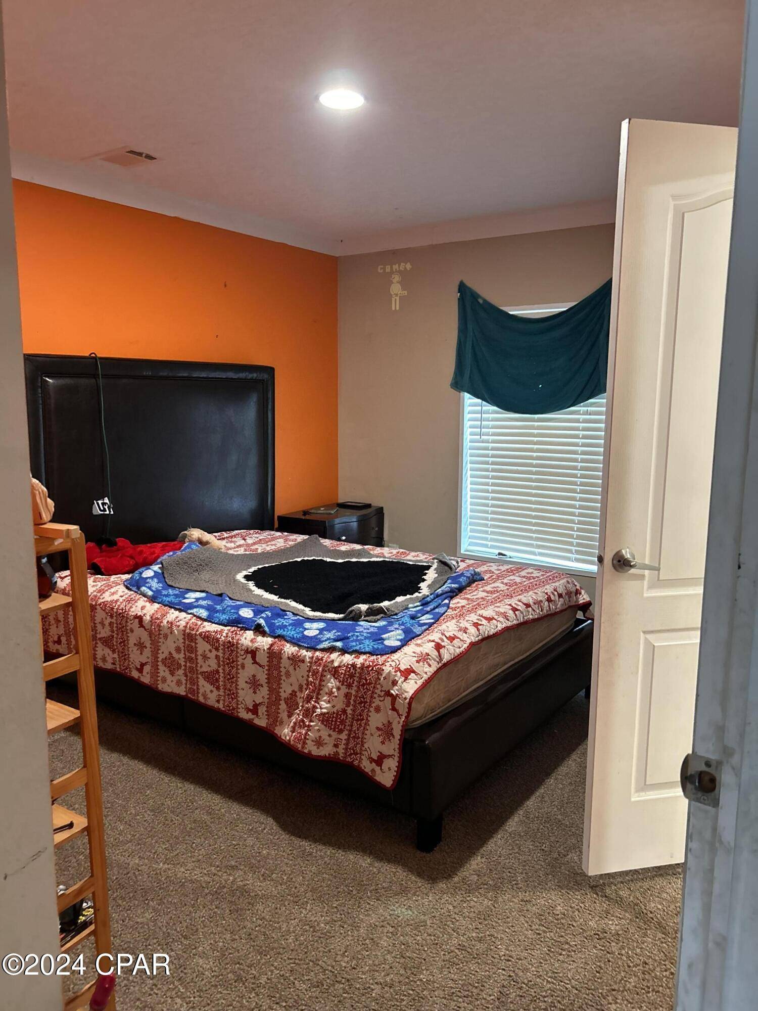 Vernon, FL 32462,4234 Holmes Valley RD