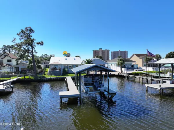 7014 S Lagoon DR, Panama City Beach, FL 32408