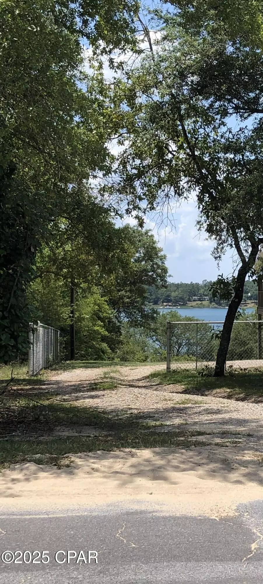 Chipley, FL 32428,4494 Leisure Lakes Drive