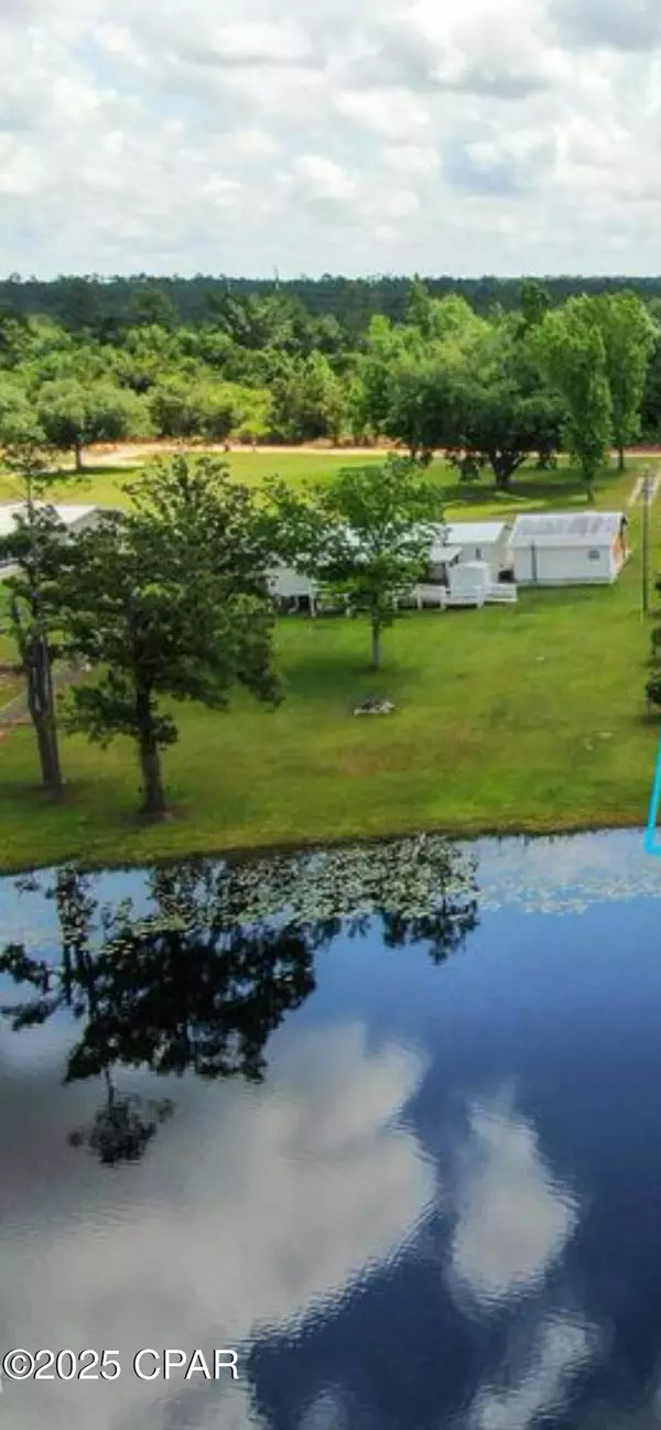 Alford, FL 32420,537 Mcpherson DR