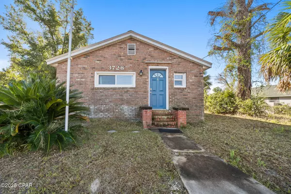 Panama City, FL 32401,3728 E 2nd ST