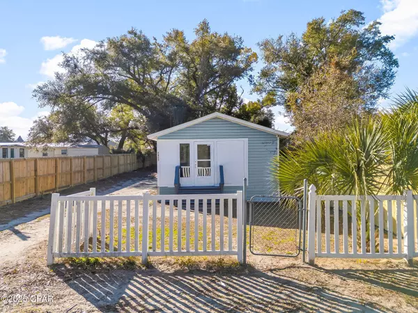 Panama City, FL 32405,1905 W 17th ST