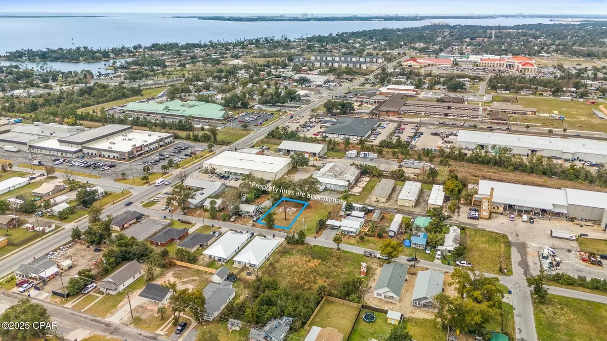 Panama City, FL 32401,1117 Mulberry AVE
