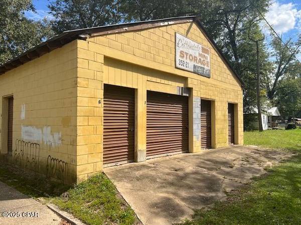 3130 Magnolia ST, Cottondale, FL 32431