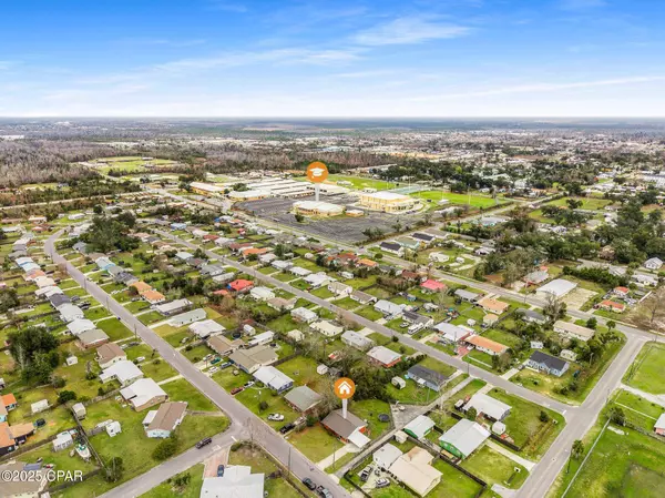 Panama City, FL 32401,802 Nottingham DR