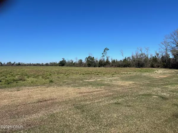 Marianna, FL 32448,4758 Rhonda DR
