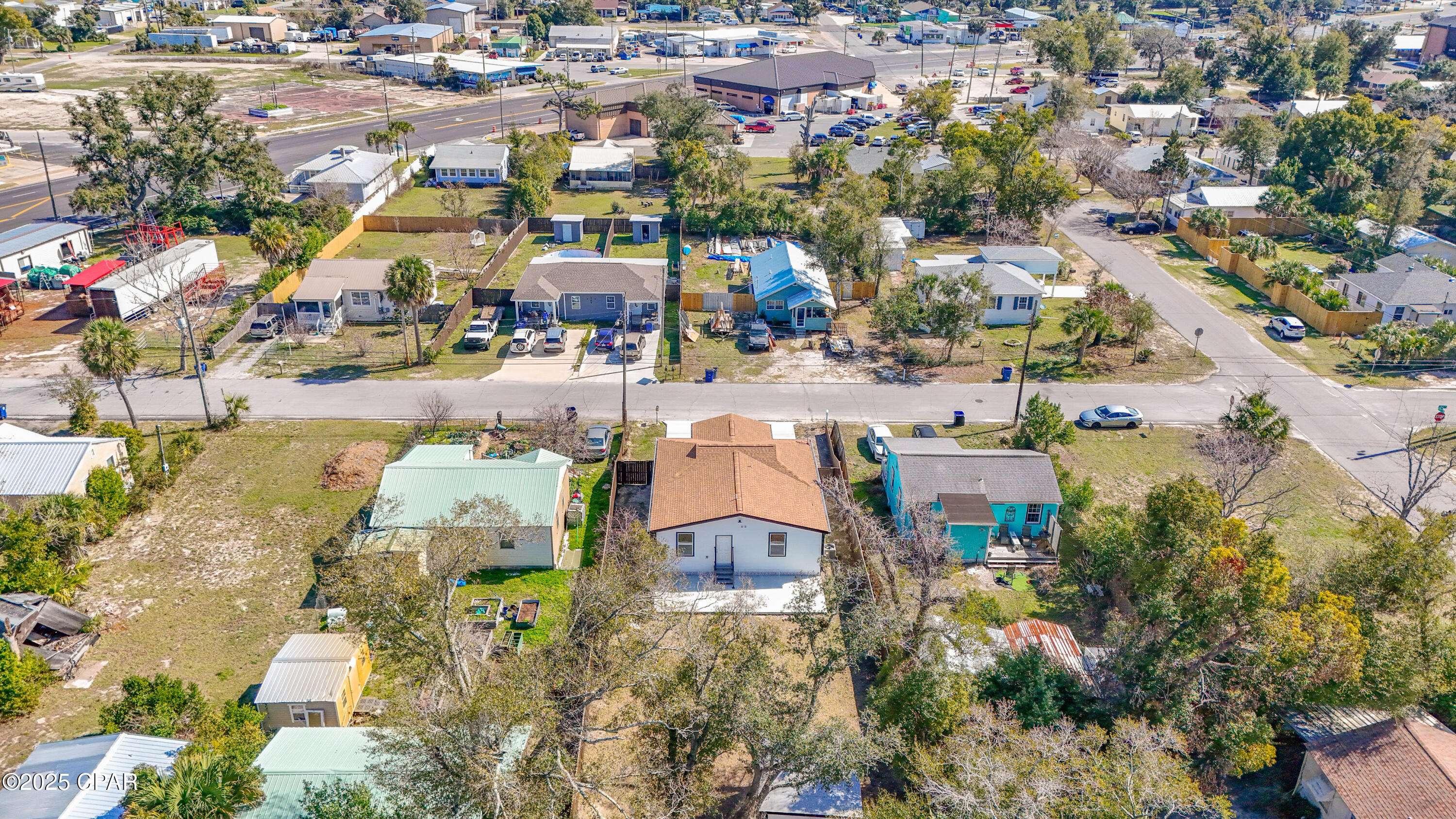 Panama City, FL 32401,1705 Lake AVE