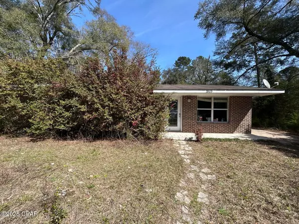 2809 Berry RD,  Ponce De Leon,  FL 32455