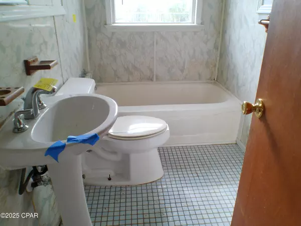 Blountstown, FL 32424,16088 SE Johnson ST