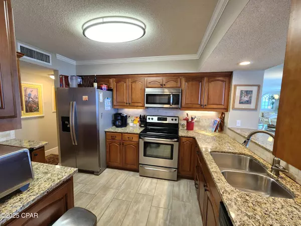 Panama City, FL 32408,7205 Thomas DR #E706