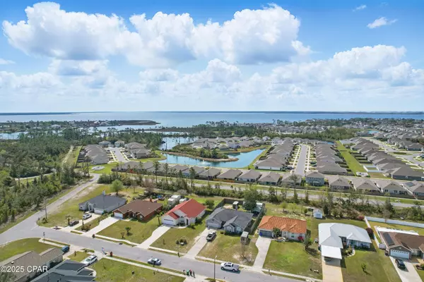 7112 Maxwell CT,  Panama City,  FL 32404