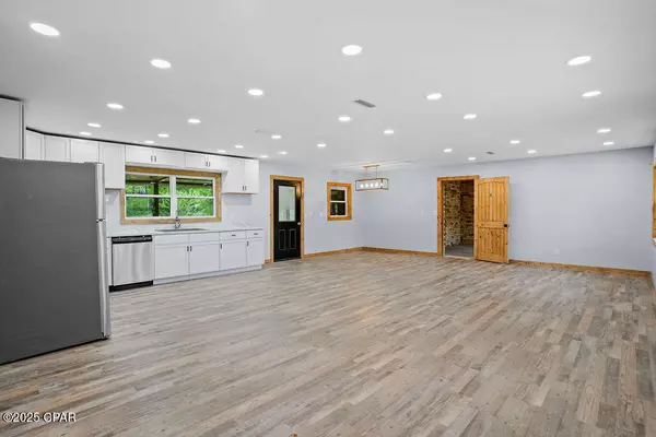 Caryville, FL 32427,2616 River RD