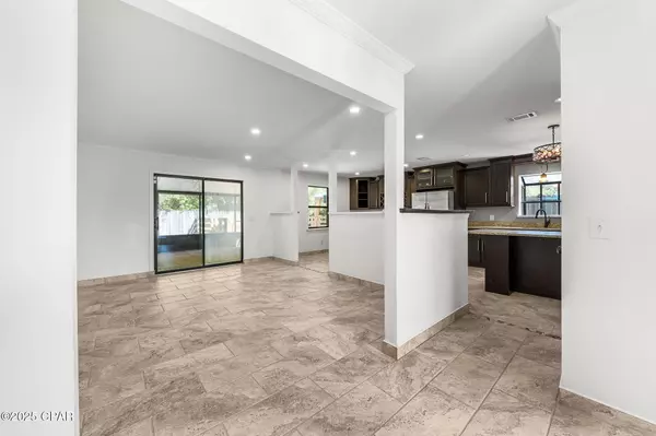 Lynn Haven, FL 32444,2745 Ravenwood CT