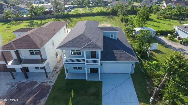 Panama City, FL 32404,915 Plantation DR
