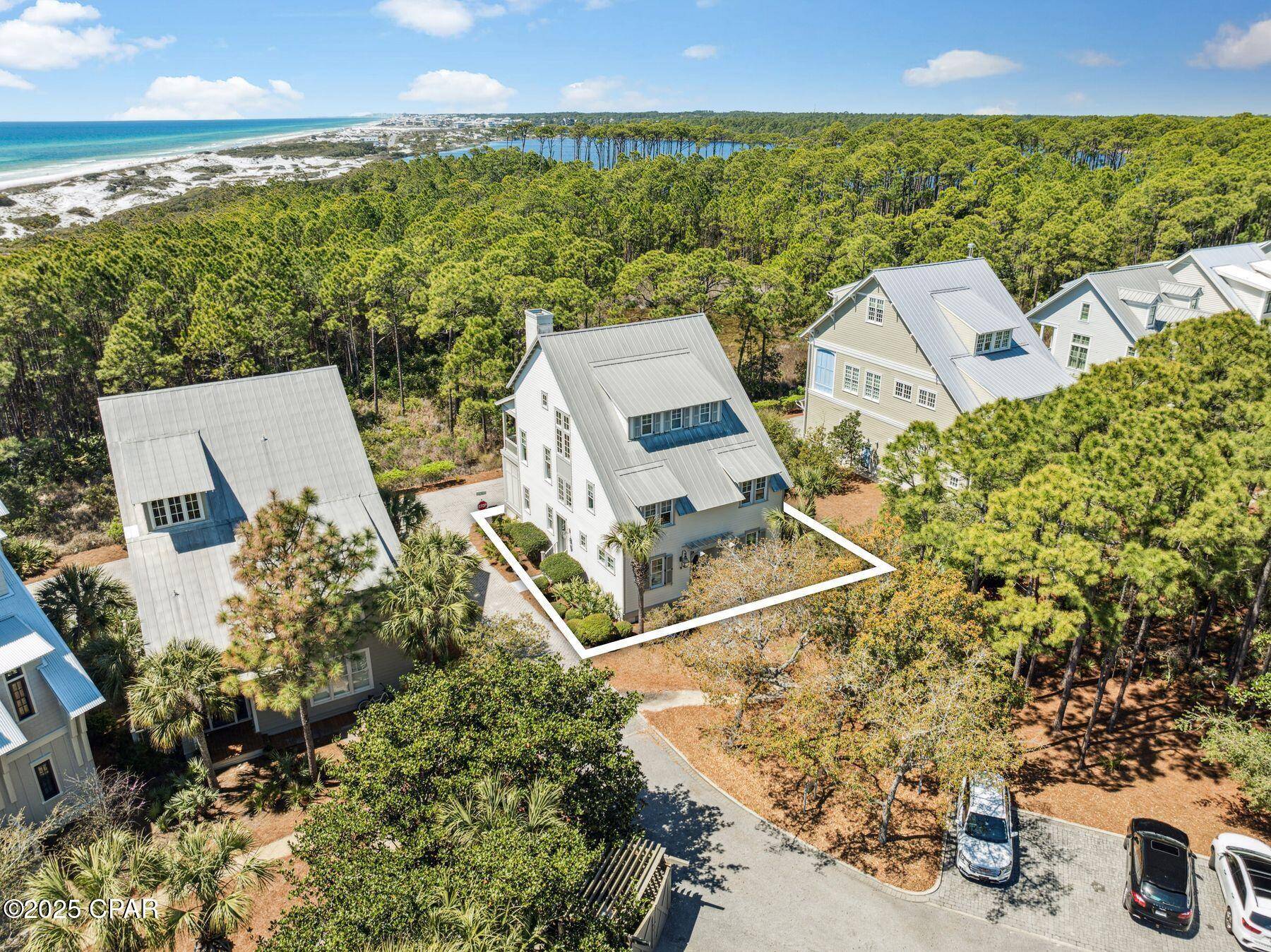 93 Park Row LN, Santa Rosa Beach, FL 32459