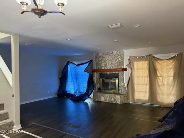 Panama City, FL 32405,1211 Capri DR