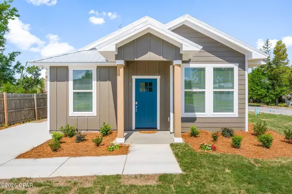Panama City, FL 32401,743 Redwood AVE