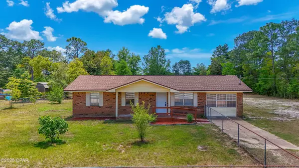 Southport, FL 32409,215 Tates LN