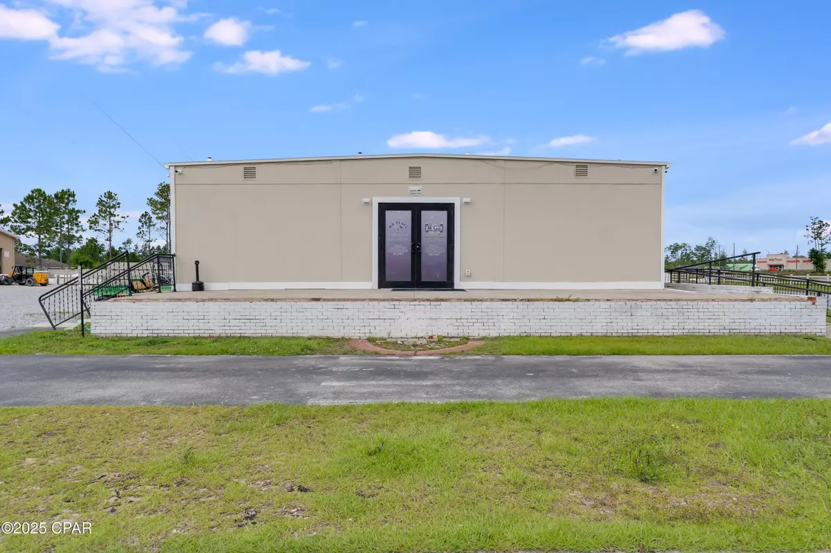 Panama City, FL 32404,6804 Bayou George DR