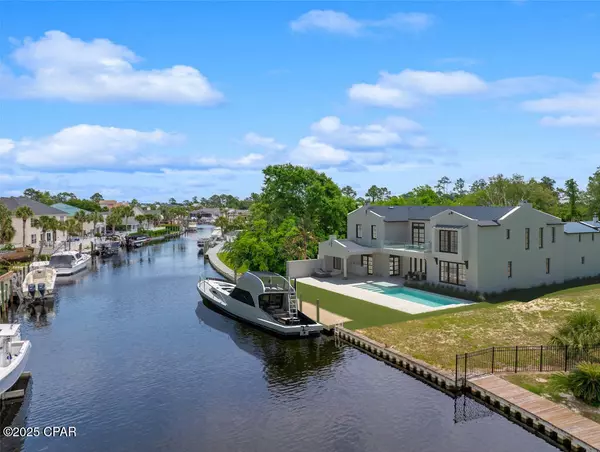 Panama City Beach, FL 32408,481 Wahoo RD