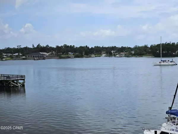 Panama City, FL 32401,306 Penny CT